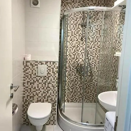 Garsonjera City Kvart פודגוריצה